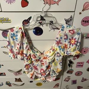 Shein Cropped Shirt W flowers. Size XL
